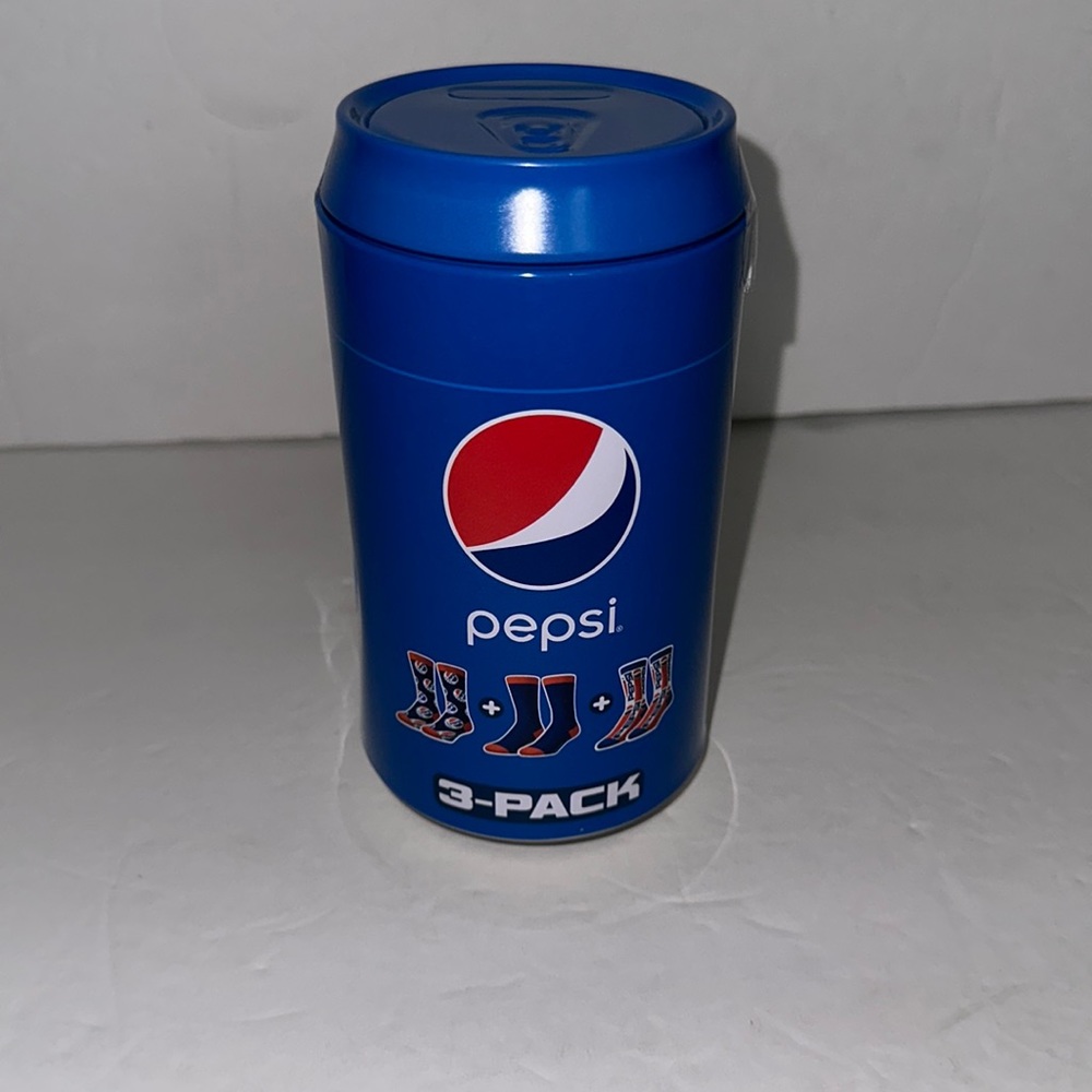 Brand New Pepsi 3 Pack Mens Crew Socks